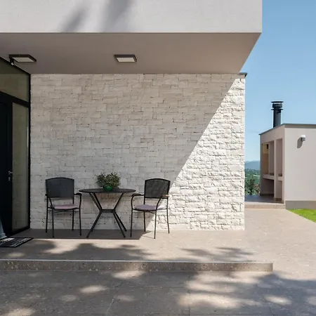 Vila Callista Near Labin For 10 Persons With Kids Playground, Fitness And Heated Pool