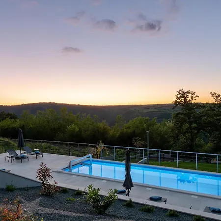 Callista Near Labin For 10 Persons With Kids Playground, Fitness And Heated Pool *