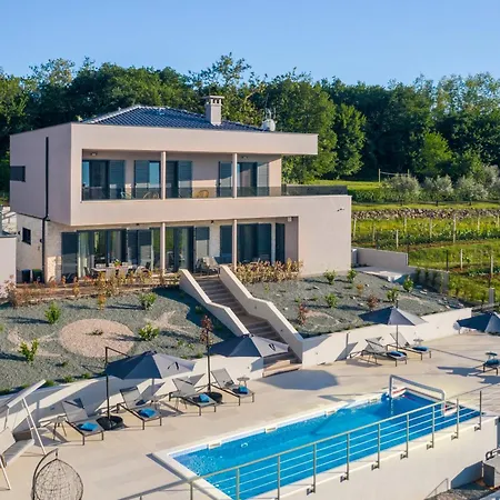 Callista Near Labin For 10 Persons With Kids Playground, Fitness And Heated Pool *