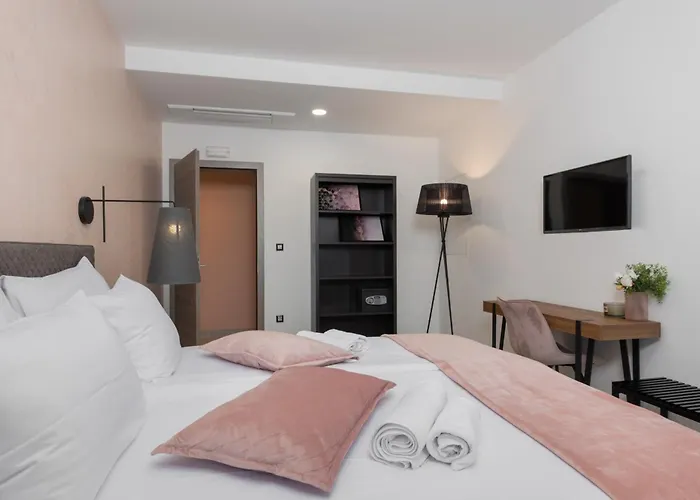 Villa Callista Near Labin For 10 Persons With Kids Playground, Fitness And Heated Pool *