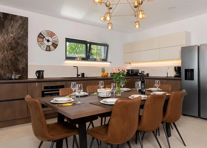 Callista Near Labin For 10 Persons With Kids Playground, Fitness And Heated Pool Villa