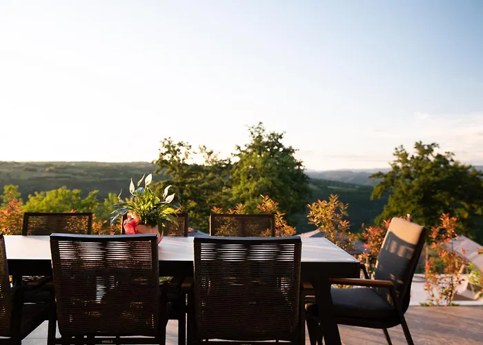 Villa Callista Near Labin For 10 Persons With Kids Playground, Fitness And Heated Pool Ruzici (Sveta Nedelja)