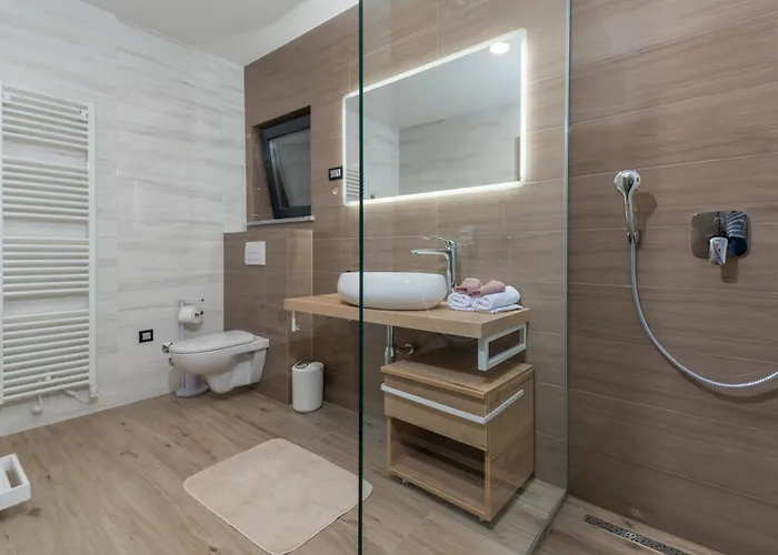 Callista Near Labin For 10 Persons With Kids Playground, Fitness And Heated Pool * Ruzici (Sveta Nedelja)