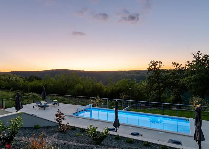 Callista Near Labin For 10 Persons With Kids Playground, Fitness And Heated Pool *