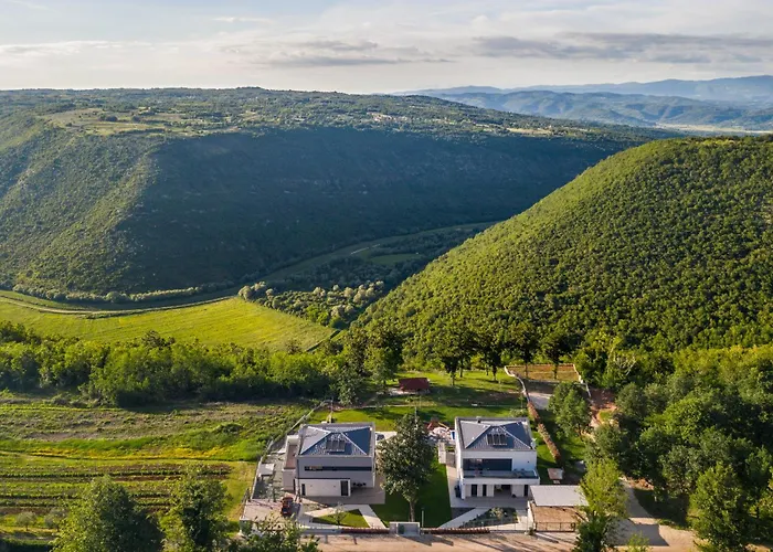 Callista Near Labin For 10 Persons With Kids Playground, Fitness And Heated Pool Villa