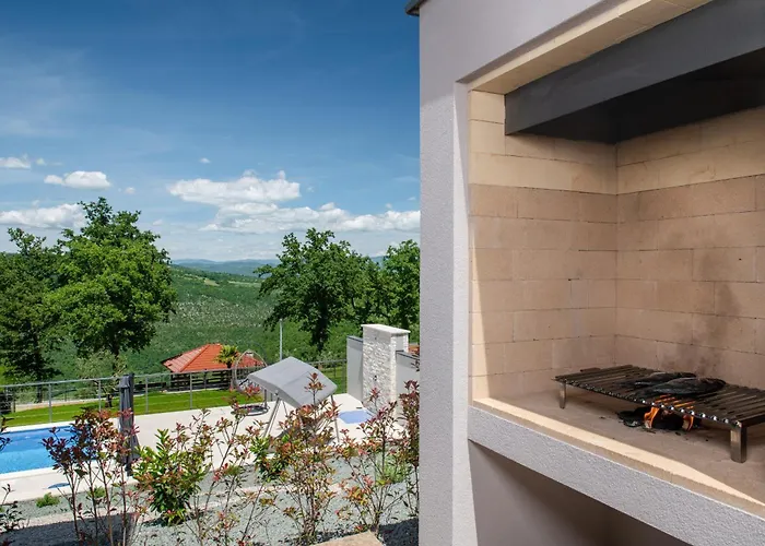 Villa Callista Near Labin For 10 Persons With Kids Playground, Fitness And Heated Pool Ruzici (Sveta Nedelja)