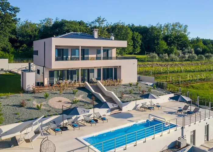 Callista Near Labin For 10 Persons With Kids Playground, Fitness And Heated Pool *